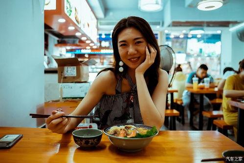 娱乐吃瓜酱姐姐摆摊,娱乐吃瓜酱姐姐的街头摆摊传奇