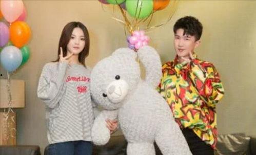 娱乐圈水太深准备吃瓜